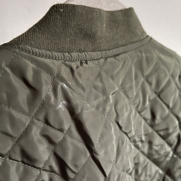 Levi's Women's Diamond Quilted Bomber Jacket Size L - Picture 3 of 6